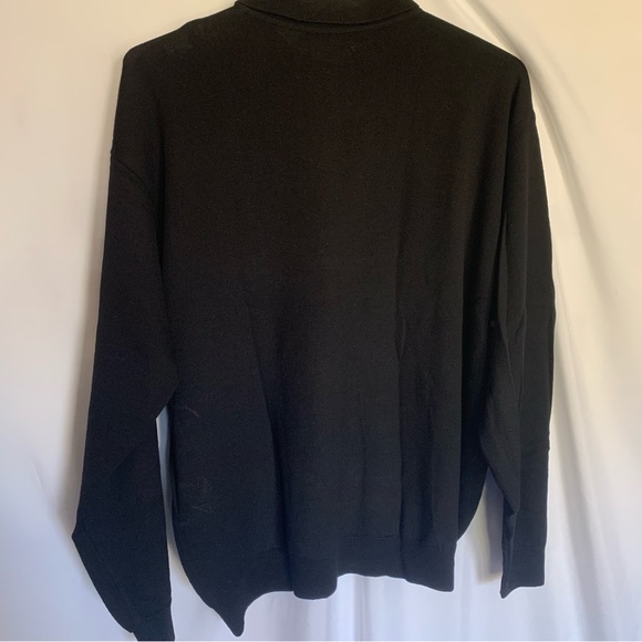 Peletti Men's Windowpane Design Sweater - Picture 6 of 7